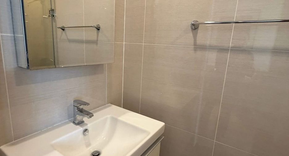 For rent スタジオ condo in Khlong Toei, Bangkok