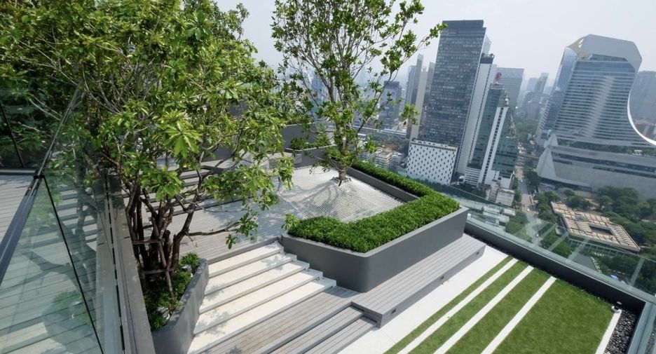 For rent 1 bed condo in Pathum Wan, Bangkok