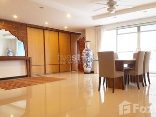 ให้เช่า 4 ห้องนอน คอนโด ใน วัฒนา, กรุงเทพฯ