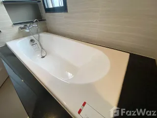 For rent 4 bedrooms house in Taling Chan, Bangkok