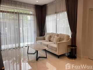 For rent 4 bedrooms house in Taling Chan, Bangkok