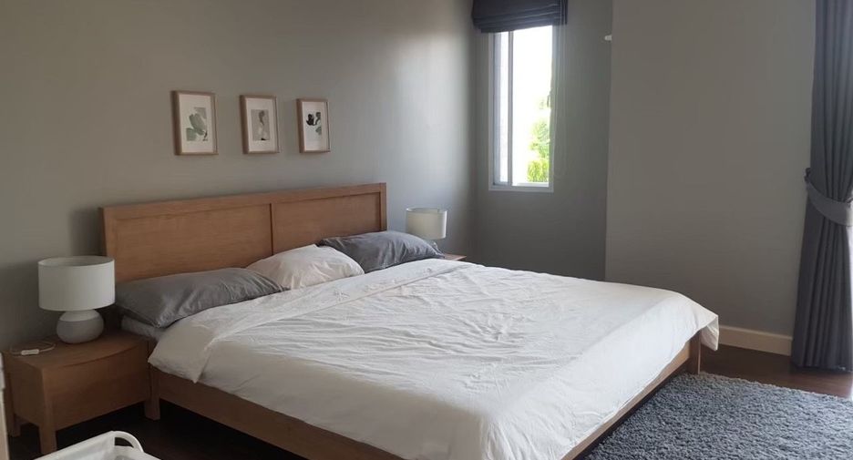 For rent 3 bedrooms townhouse in Prawet, Bangkok