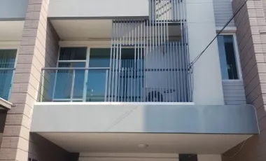 For rent 3 bedrooms townhouse in Prawet, Bangkok