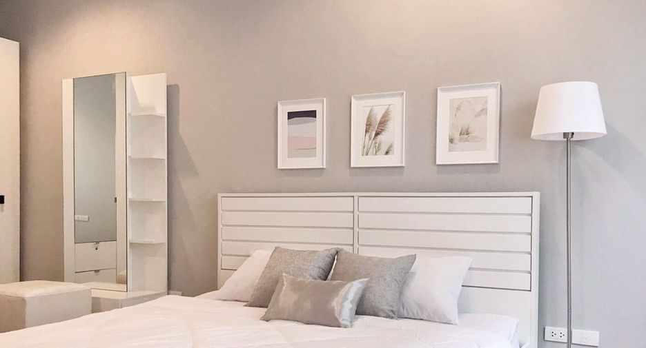 For rent 3 bedrooms townhouse in Prawet, Bangkok