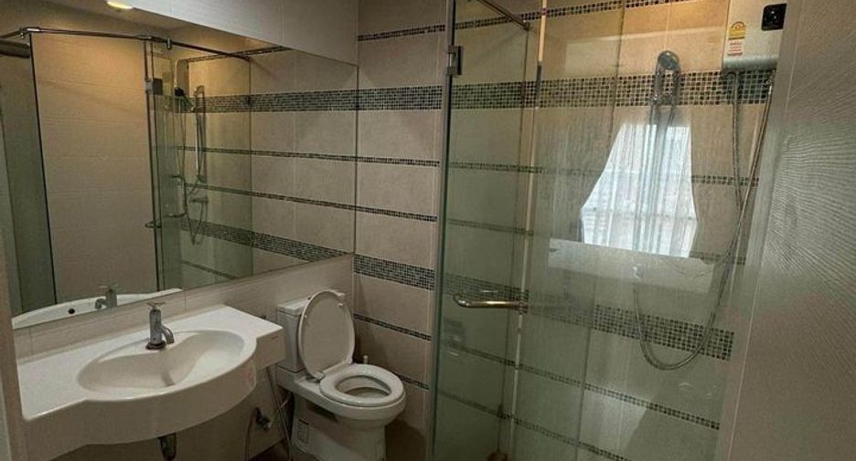 For rent 1 bed condo in Sathon, Bangkok