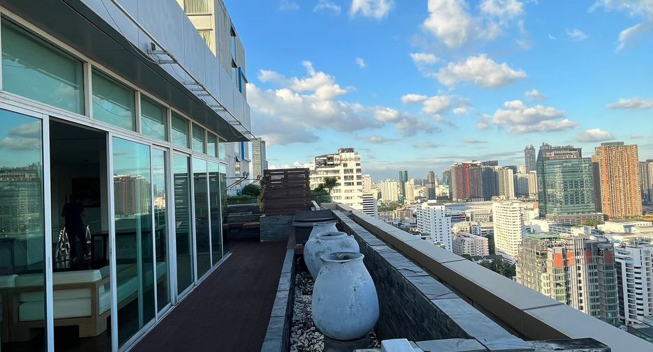 Wohnung zur Miete mit 3 Zimmer in Watthana, Bangkok