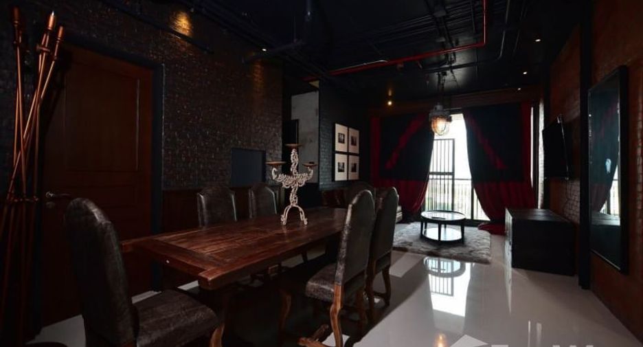 For rent 3 bedrooms condo in Khlong Toei, Bangkok
