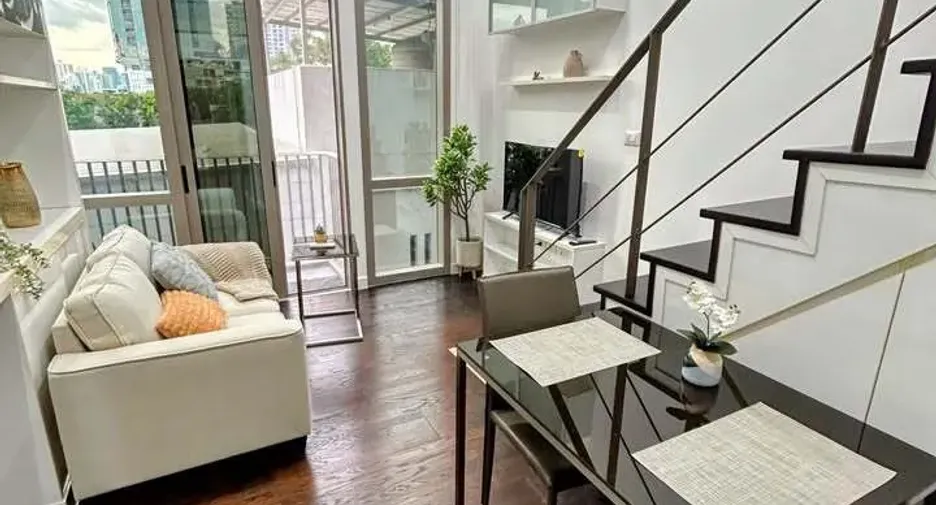 For rent 1 bed condo in Khlong Toei, Bangkok