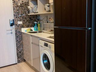 For rent 2 bedrooms condo in Bang Rak, Bangkok