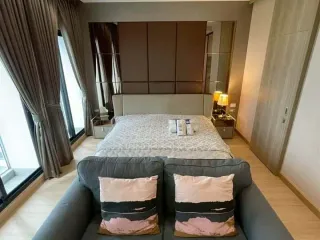 For rent studio condo in Pathum Wan, Bangkok