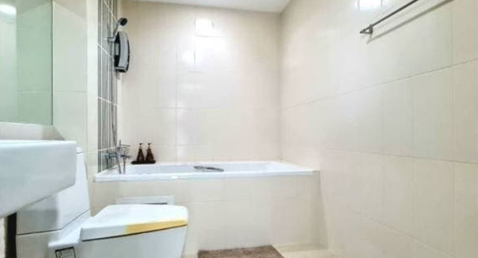 For rent 2 bedrooms apartment in Chatuchak, Bangkok