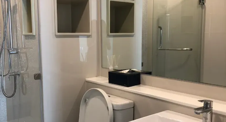 For rent 1 bed condo in Phra Khanong, Bangkok