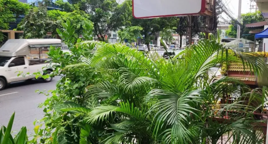 For rent retail Space in Suan Luang, Bangkok