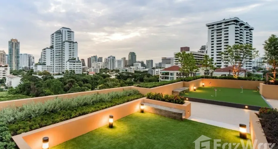 For rent 2 bedrooms condo in Watthana, Bangkok