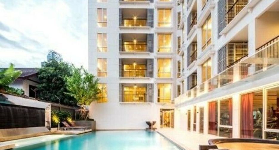 For rent 2 bedrooms condo in Watthana, Bangkok