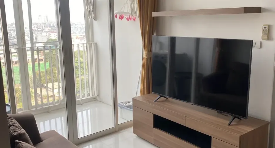 For rent 2 bedrooms condo in Phra Khanong, Bangkok