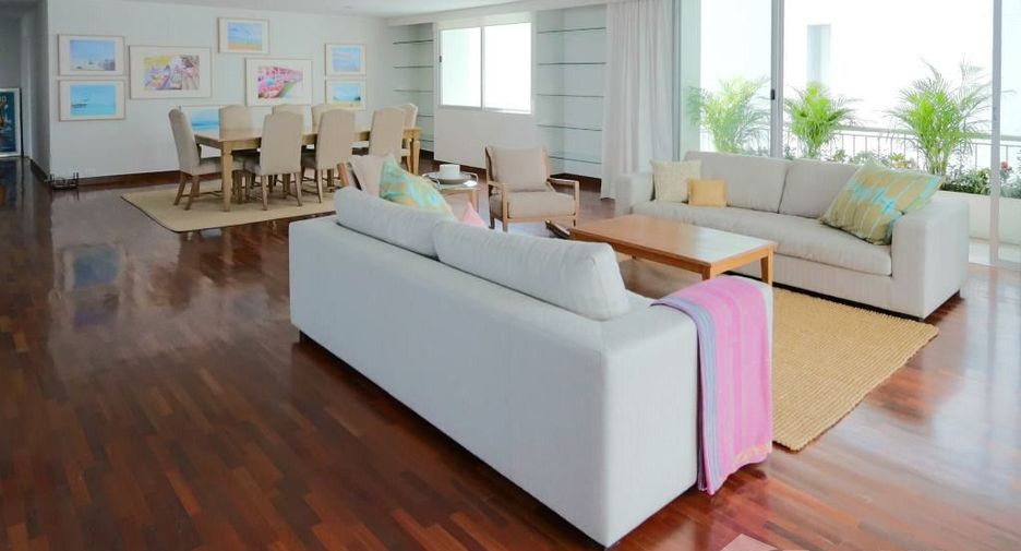 Condo en alquiler de 3 habitaciones en Sathon, Bangkok