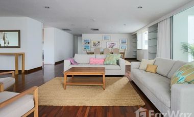 Condo en alquiler de 3 habitaciones en Sathon, Bangkok