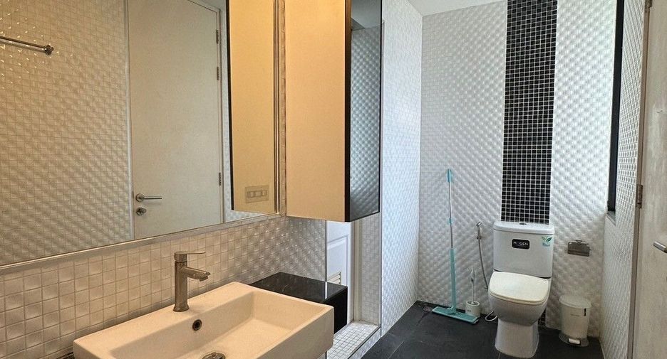 À louer 3 chambres maison à Bang Phli, Samut Prakan