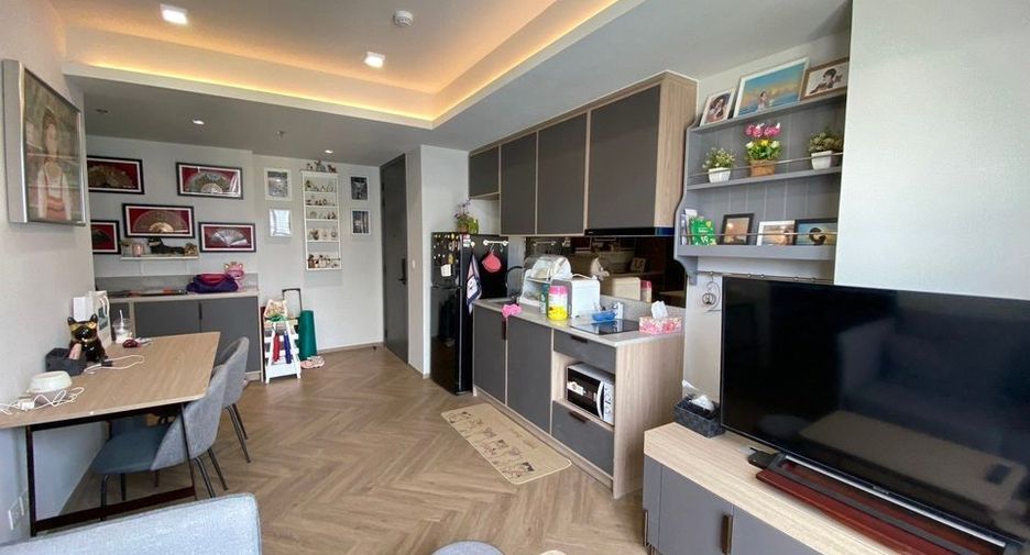 For rent 2 ベッドルーム condo in Bang Rak, Bangkok