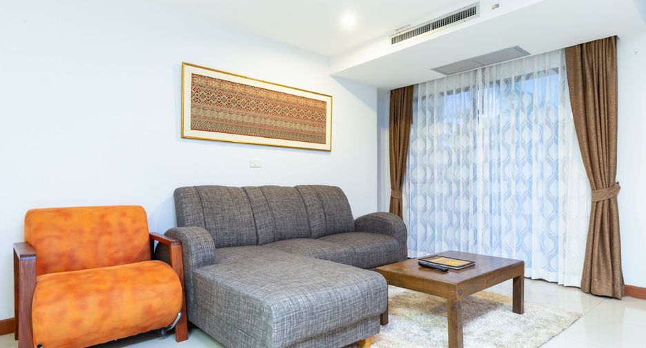 For rent 3 bedrooms apartment in Bang Na, Bangkok