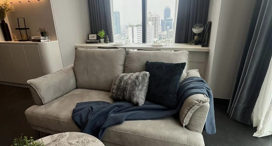 For rent 1 bed condo in Sathon, Bangkok