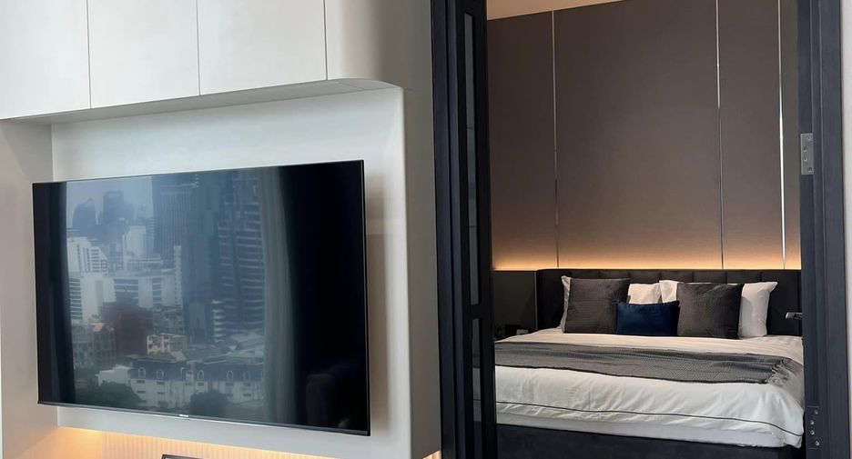 For rent 1 bed condo in Sathon, Bangkok