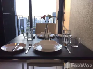 À louer 1 chambre condo à Huai Khwang, Bangkok