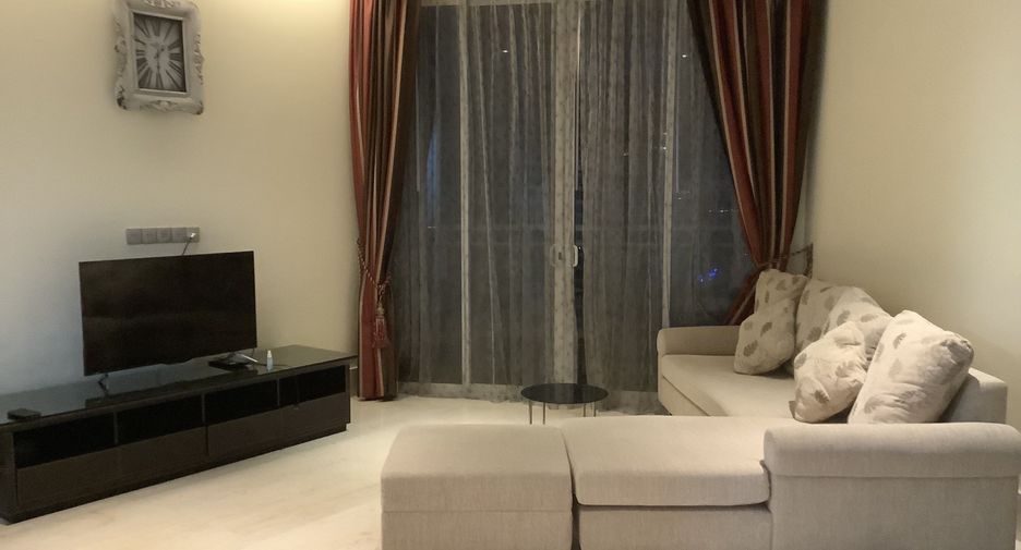 For rent 2 bedrooms condo in Sathon, Bangkok