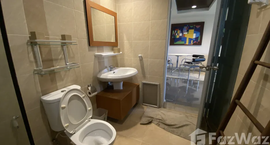 Wohnung zur Miete mit 2 Zimmer in Khlong Toei, Bangkok