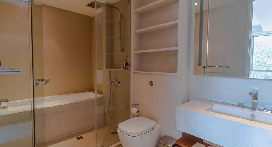 For rent 2 bedrooms condo in Sathon, Bangkok