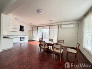 Casa adosada en alquiler de 3 habitaciones en Phaya Thai, Bangkok