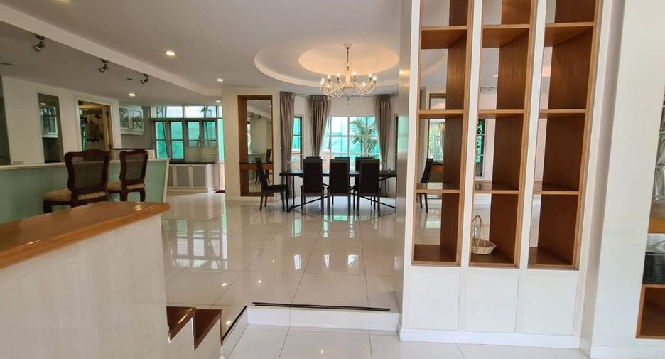 For rent 4 bedrooms house in Mueang Samut Prakan, Samut Prakan