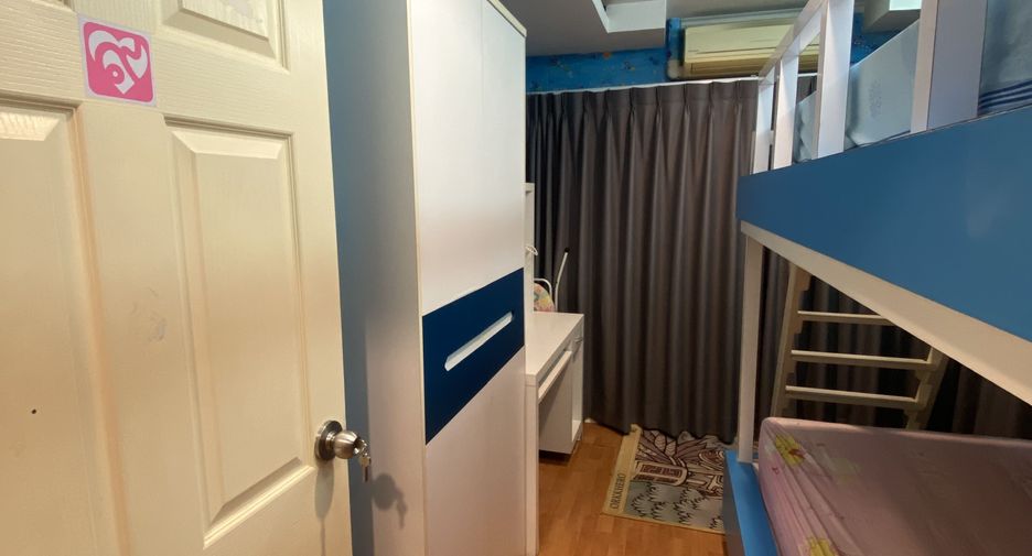For rent 2 bedrooms condo in Bang Kapi, Bangkok