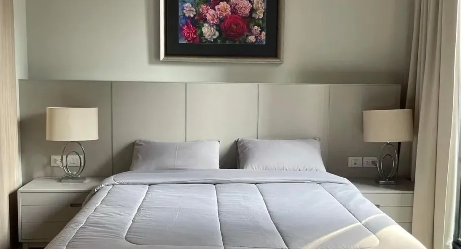 For rent 1 bed condo in Pathum Wan, Bangkok