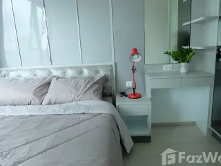 For rent 2 bedrooms condo in Huai Khwang, Bangkok