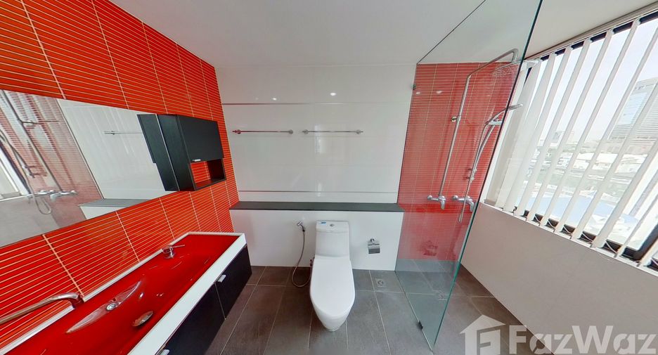 For rent 3 bedrooms condo in Watthana, Bangkok