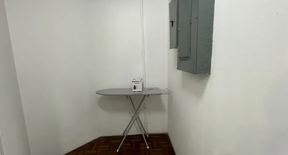 For rent 3 bedrooms apartment in Sathon, Bangkok