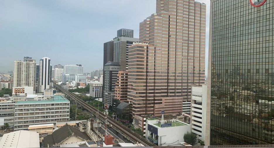 For rent studio condo in Phaya Thai, Bangkok