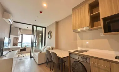 Condo en alquiler de 1 habitaciones en Khlong Toei, Bangkok