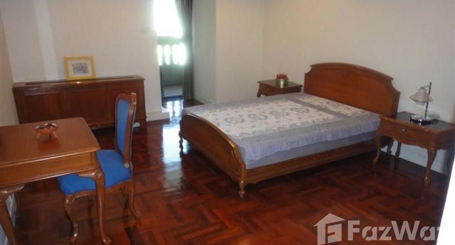 For rent 3 bedrooms condo in Watthana, Bangkok