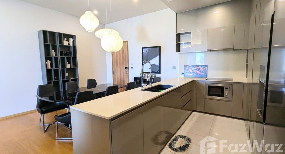For rent 2 bedrooms condo in Watthana, Bangkok