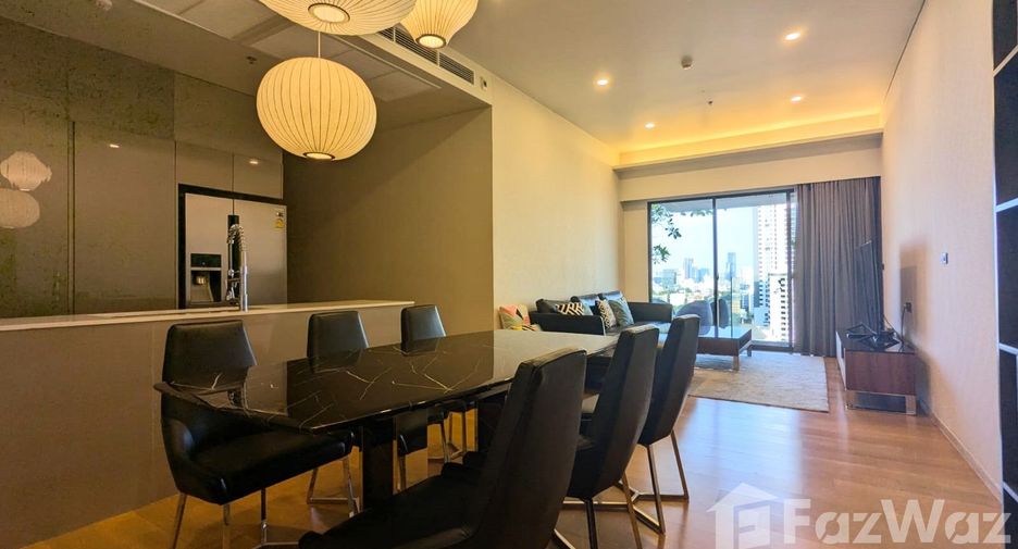 For rent 2 bedrooms condo in Watthana, Bangkok
