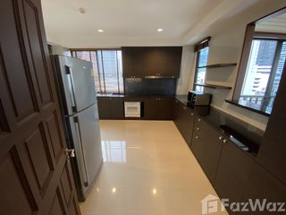 For rent 4 bedrooms condo in Pathum Wan, Bangkok