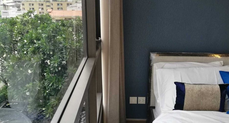 For rent 1 bed condo in Khlong Toei, Bangkok