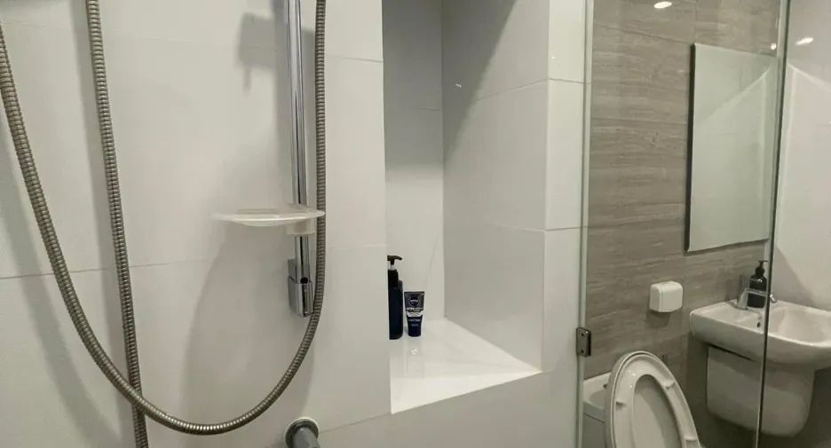 For rent 1 bed condo in Mueang Samut Prakan, Samut Prakan
