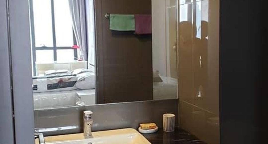 For rent studio condo in Bang Rak, Bangkok