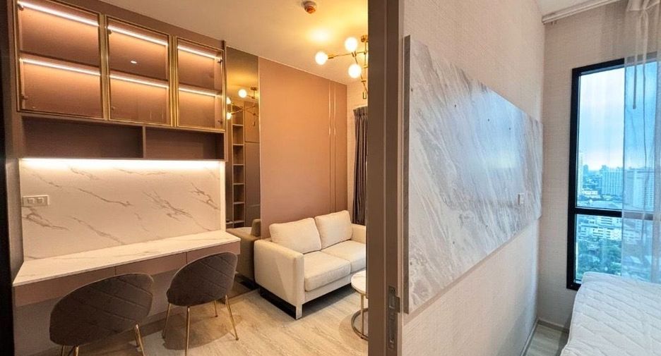 For rent 1 bed condo in Huai Khwang, Bangkok