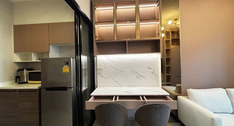 For rent 1 bed condo in Huai Khwang, Bangkok