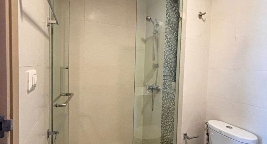 For rent 1 bed condo in Huai Khwang, Bangkok